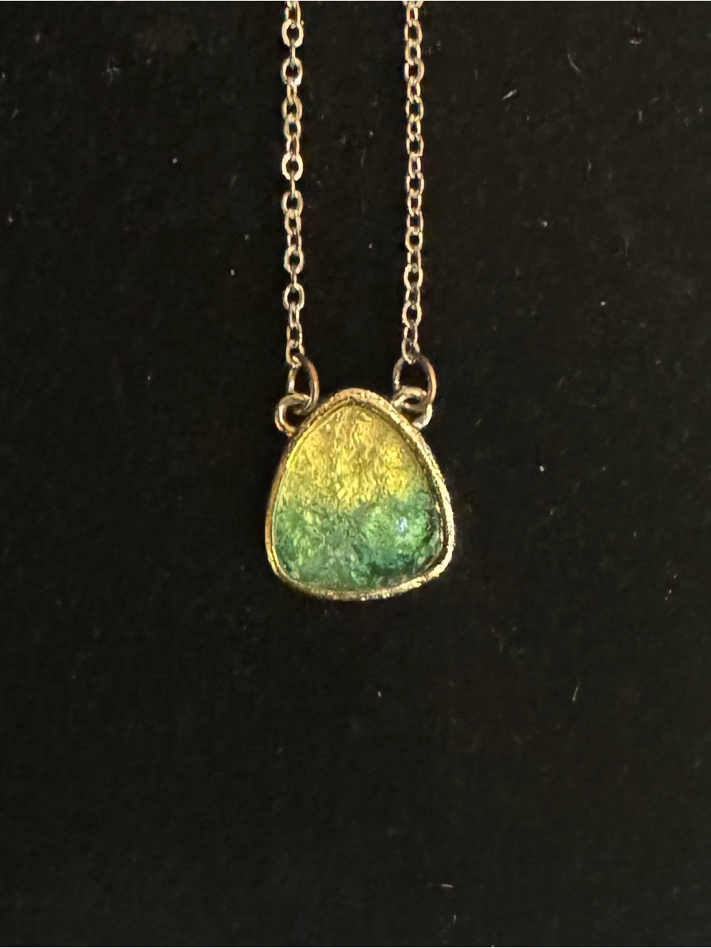 STUNNING ombré Necklace with Yellow-Green Triangle Pendant